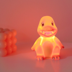 Lámpara de velador Espantacuco Charmander